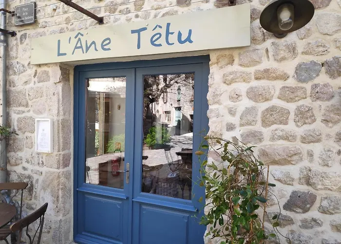 Lane Tetu Frühstückspension 3*